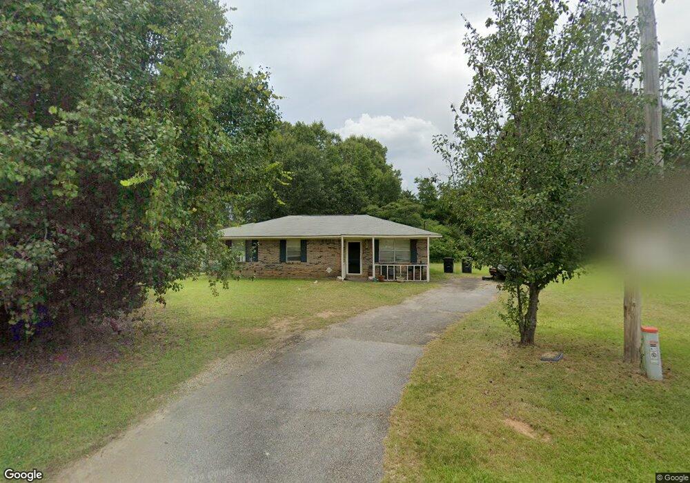 162 Bradley Cir, Barnesville, GA 30204 - photo 1