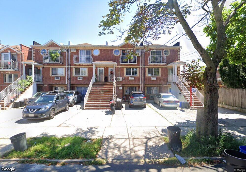 6139 167th St, Fresh Meadows, NY 11365 - photo 1