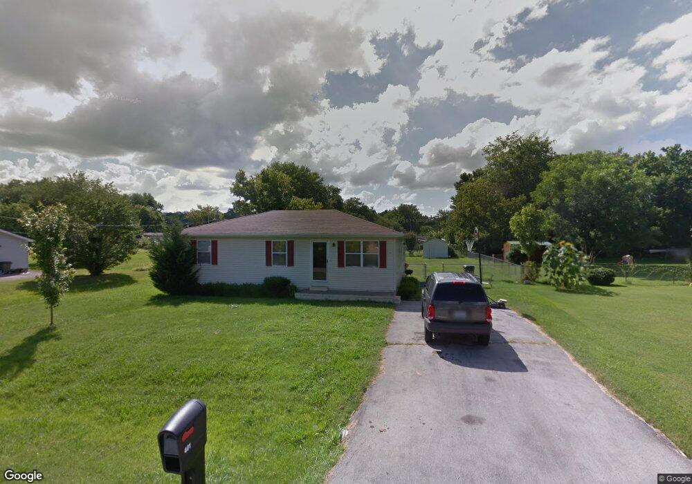 401 Pineridge Dr, Hopkinsville, KY 42240 - photo 1