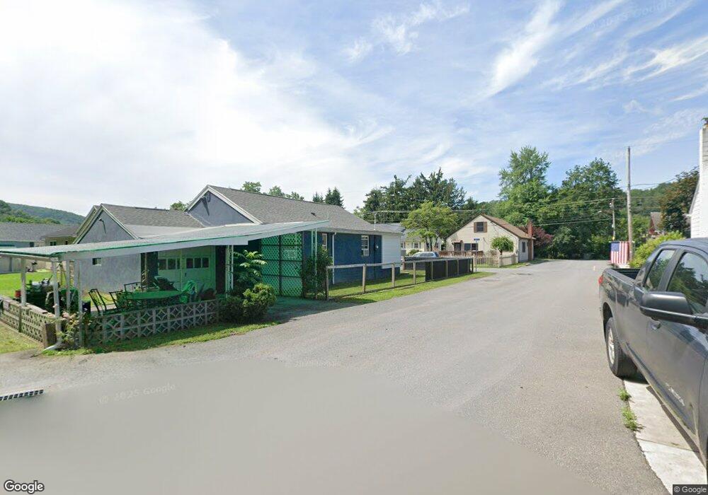 523 Brew St, Tamaqua, PA 18252 - photo 1