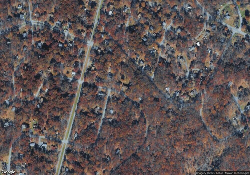 2204 Cramer Rd, Bushkill, PA 18324 - photo 1