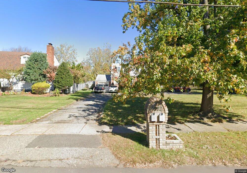 1892 Oak Tree Rd, Edison, NJ 08820 - photo 1