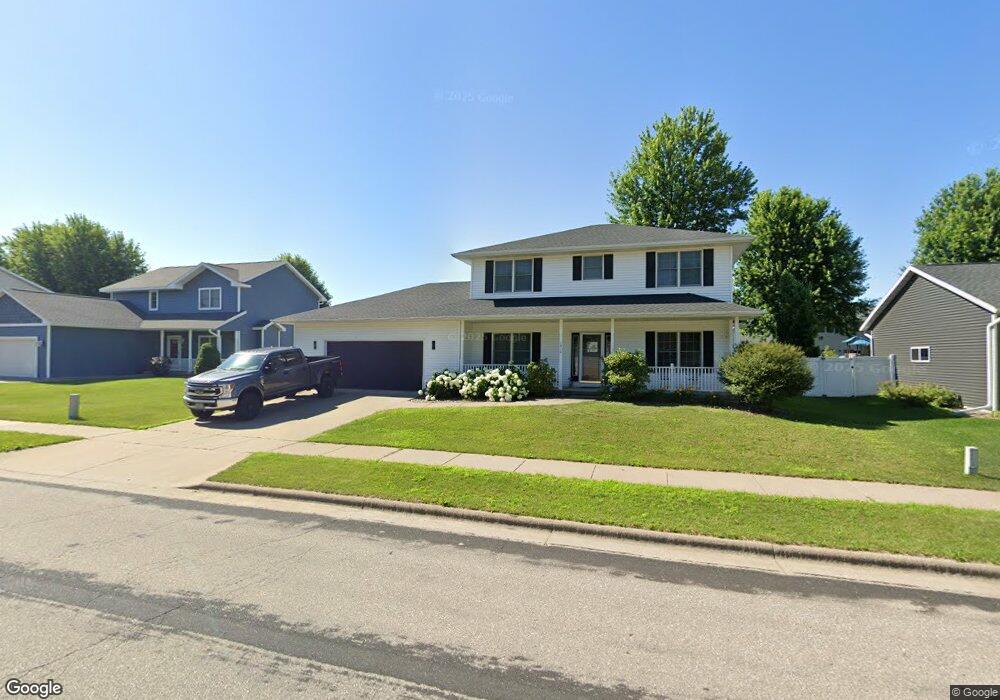 1012 Eastwood St, Holmen, WI 54636 - photo 1