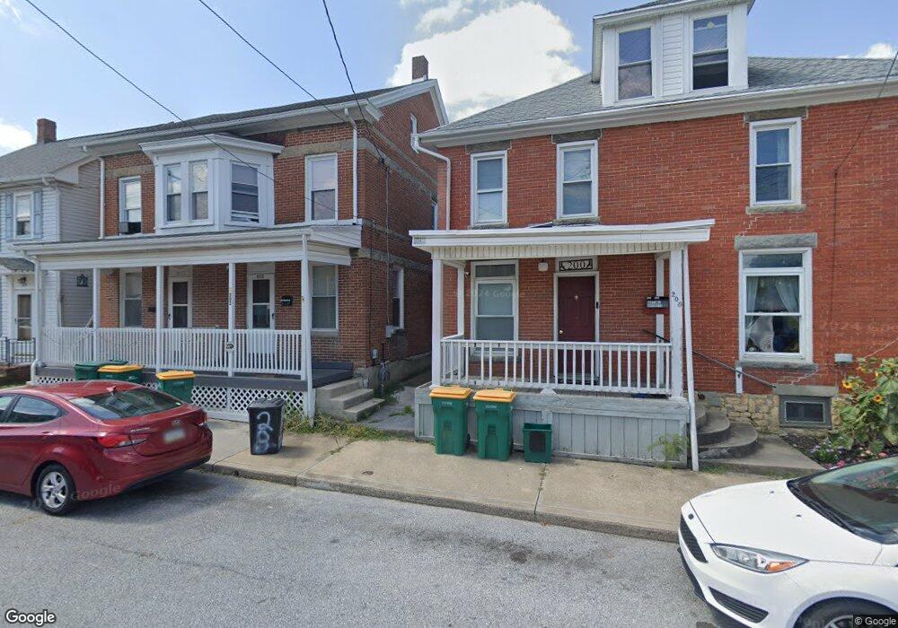 202 Park St, Waynesboro, PA 17268 - photo 1