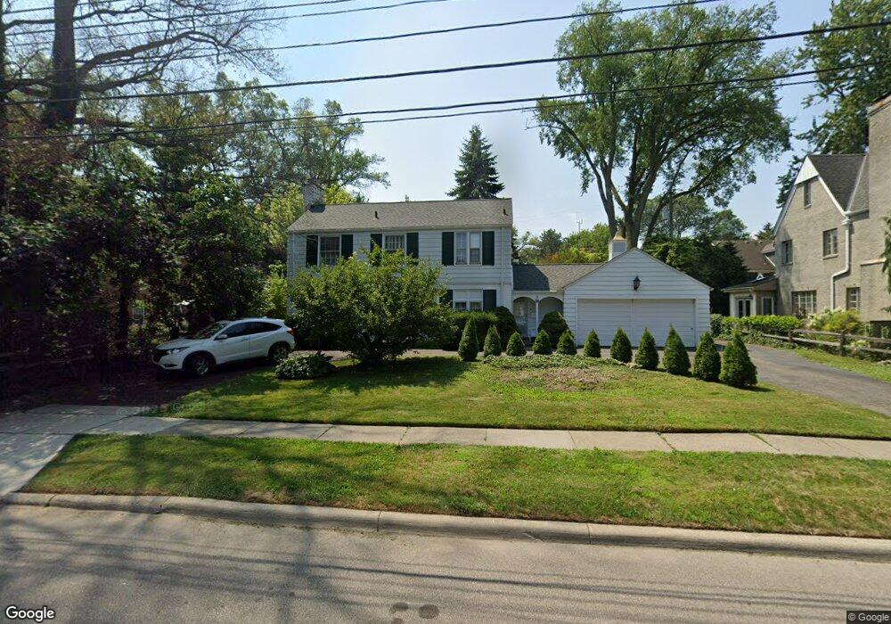 61 Moross Rd, Grosse Pointe Farms, MI 48236 - photo 1