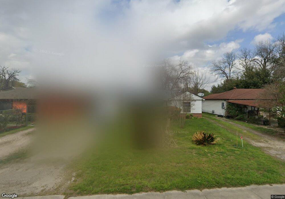 215 De Boll St, Houston, TX 77022 - photo 1