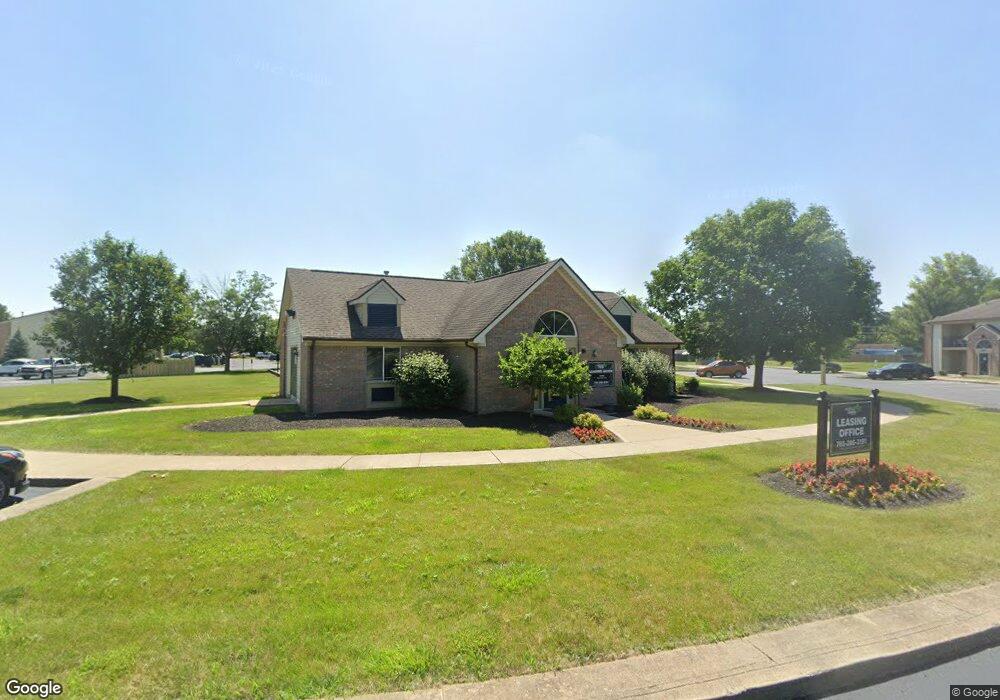 125 E Oldfield Ln, Muncie, IN 47303 - photo 1