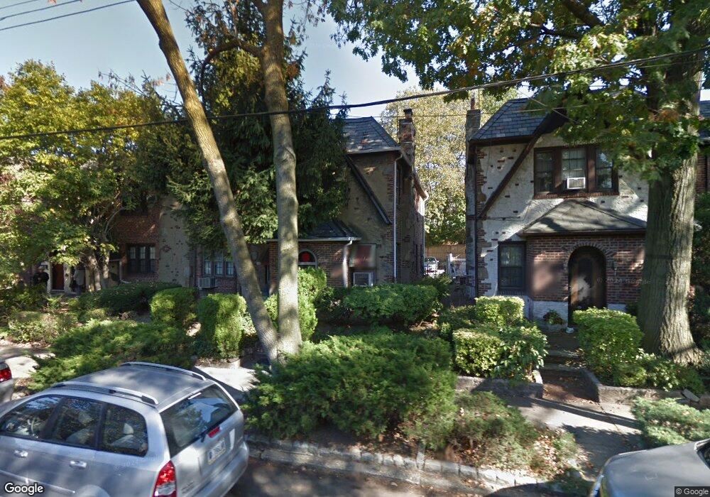 2919 167th St, Flushing, NY 11358 - photo 1