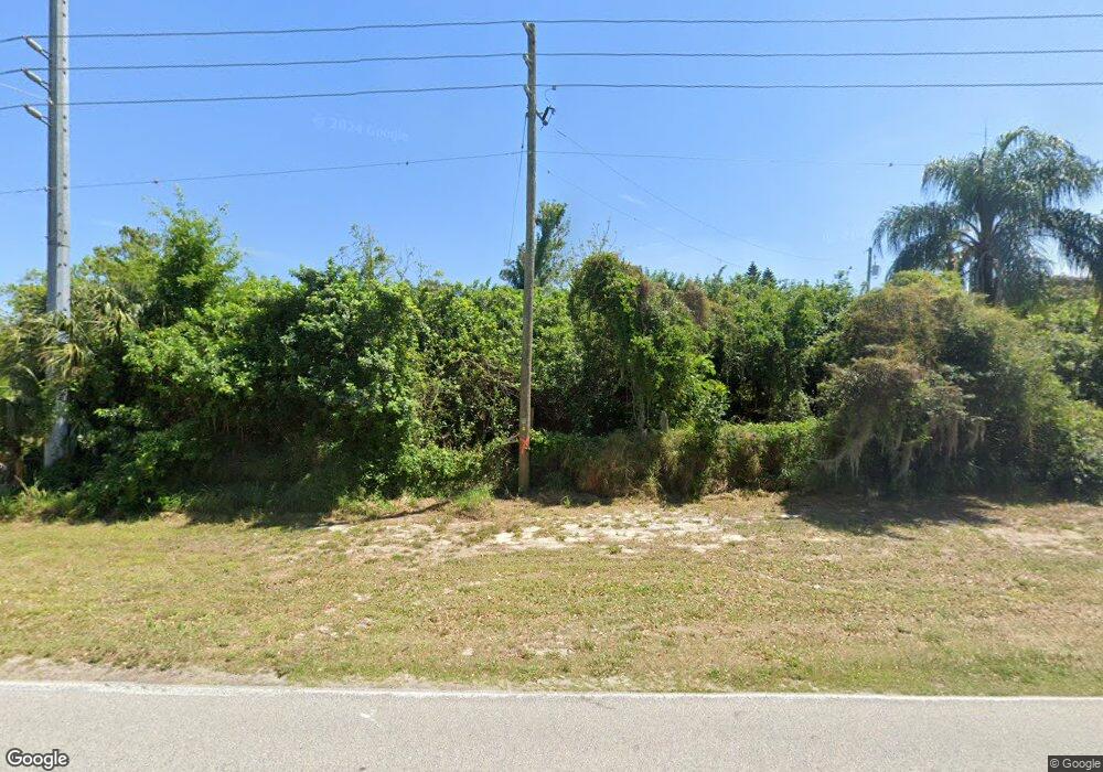 320 Lake Mirror Dr, Lake Placid, FL 33852 - photo 1