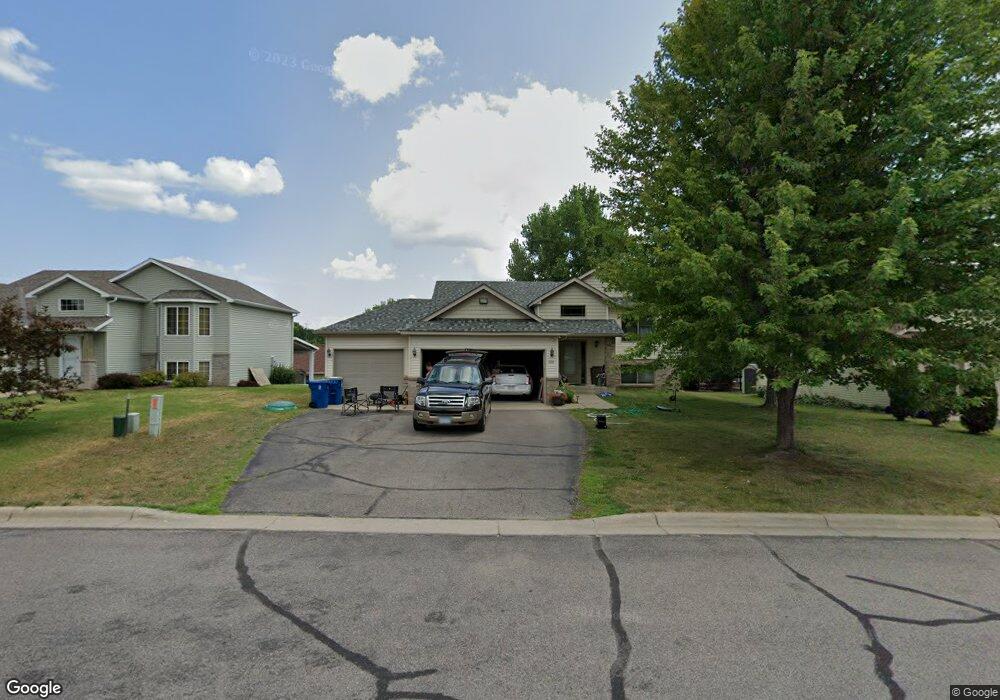 1016 Strawberry Ct, Sauk Rapids, MN 56379 - photo 1