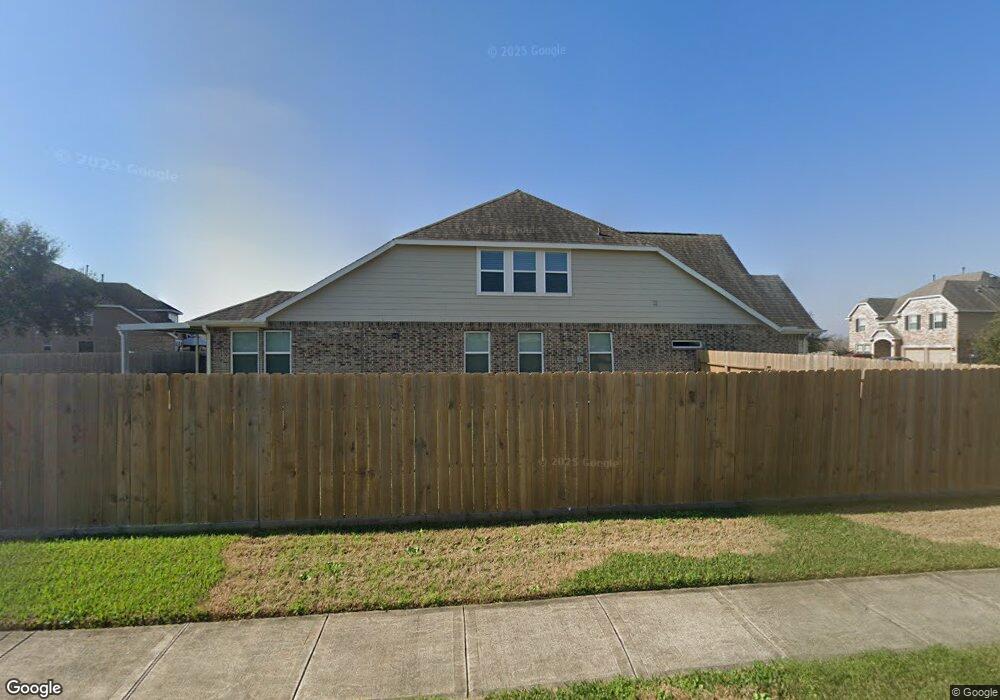 2150 Colonial St, Alvin, TX 77511 - photo 1