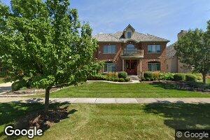 220 Claremont Dr, Naperville, IL 60540