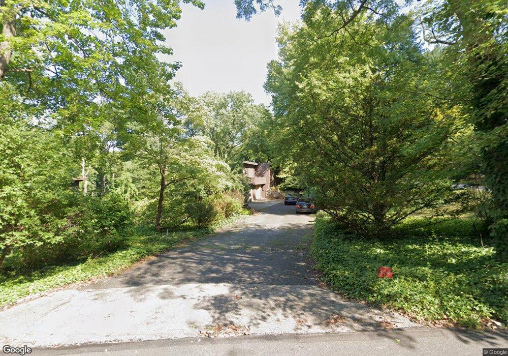 314 Copples Ln, Wallingford, PA 19086 - photo 1