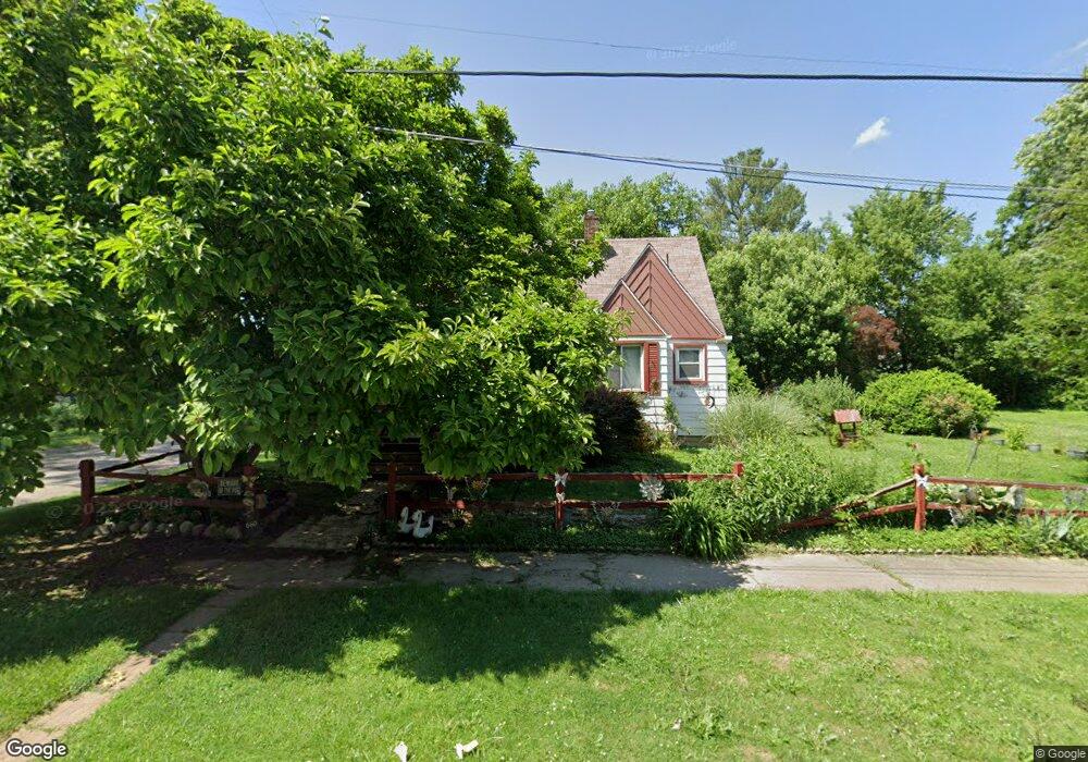 660 SiMcOe Ave, Flint, MI 48507 - photo 1