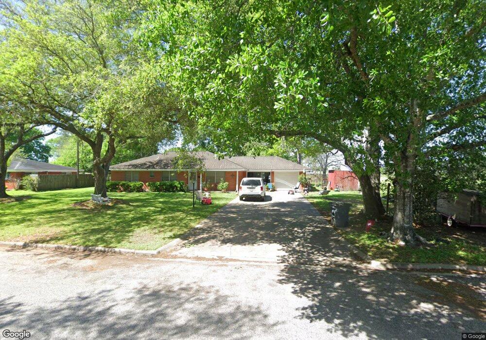 1900 Nancy Ave, Bay City, TX 77414 - photo 1