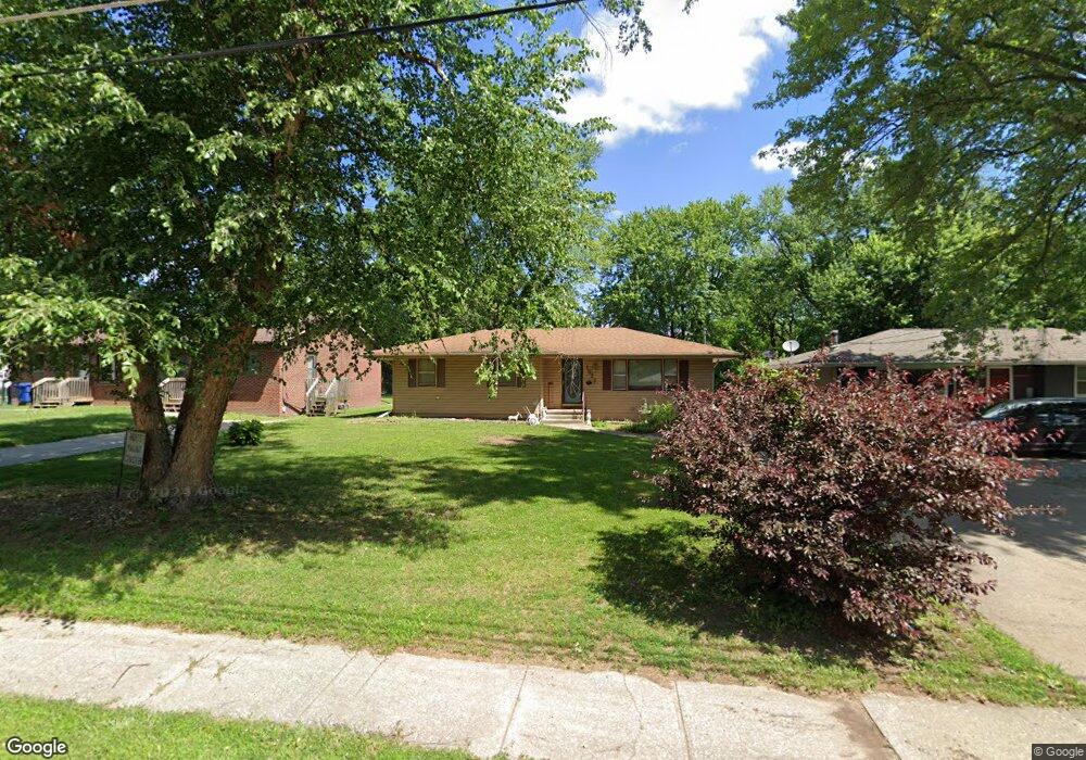 1522 E Lacona Ave, Des Moines, IA 50320 - photo 1