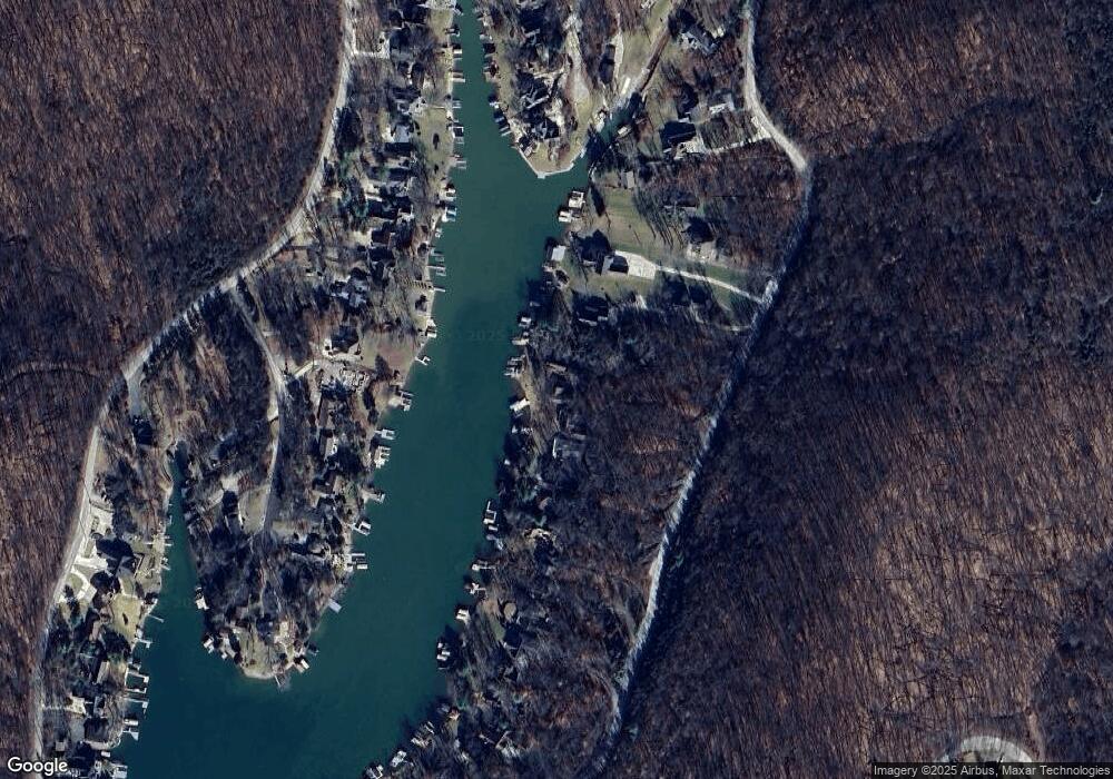 11821 W Grandview Dr, Columbus, IN 47201 - photo 1