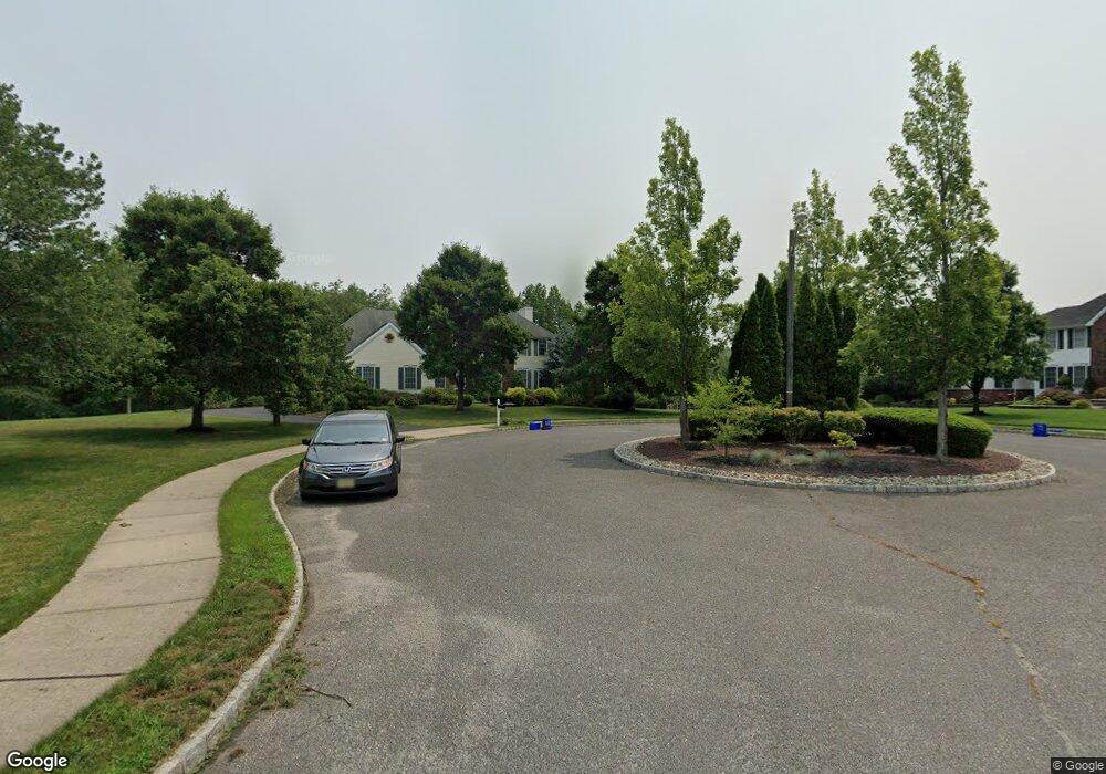 18 Walnut Ct, Cranbury, NJ 08512 - photo 1