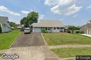 23 Cactus Rd, Levittown, PA 19057