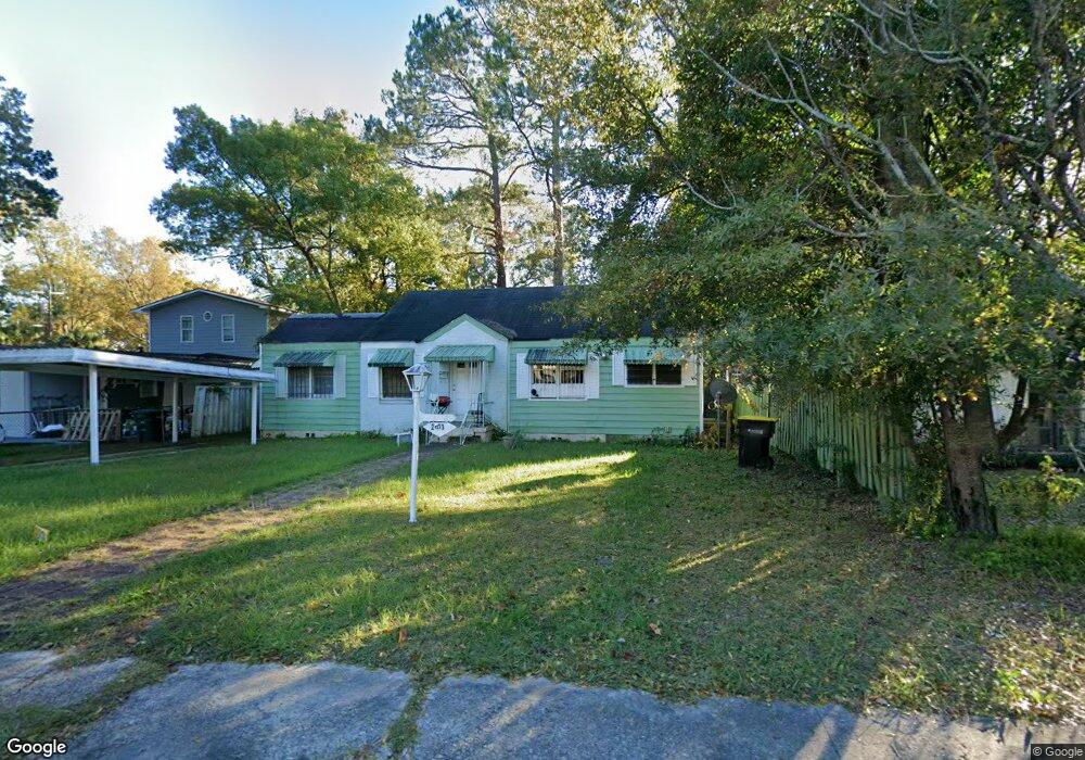 2039 E 41st St, Savannah, GA 31404 - photo 1
