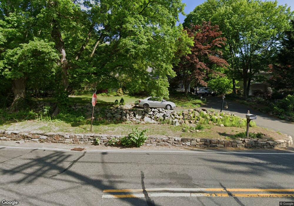 323 Unity Rd, Trumbull, CT 06611 - photo 1