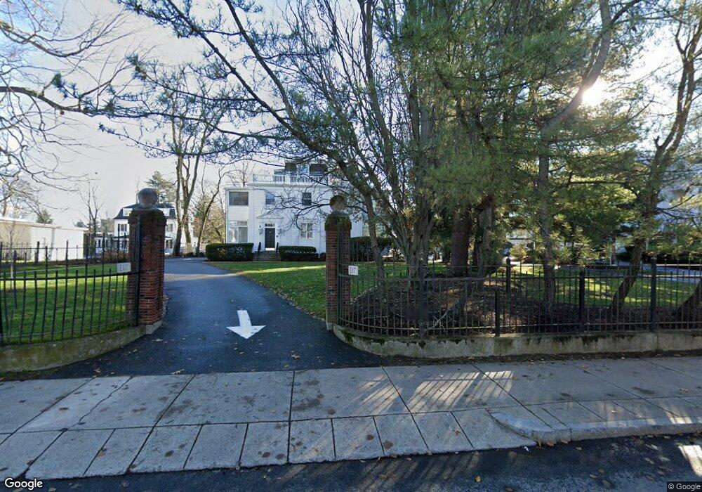 594A Washington St unit 1, Wellesley, MA 02482 - photo 1