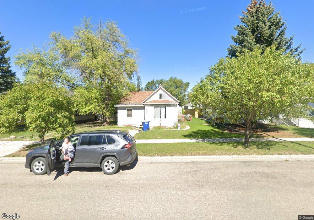 711 3rd St SE, Jamestown, ND 58401 - photo 1