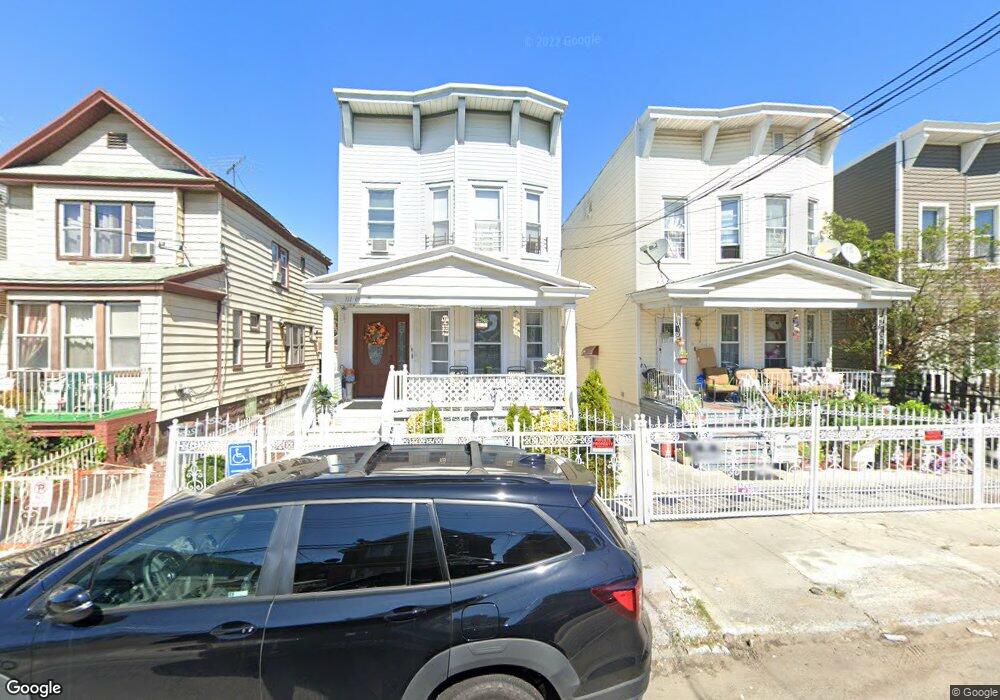 11111 95th Ave, South Richmond Hill, NY 11419 - photo 1