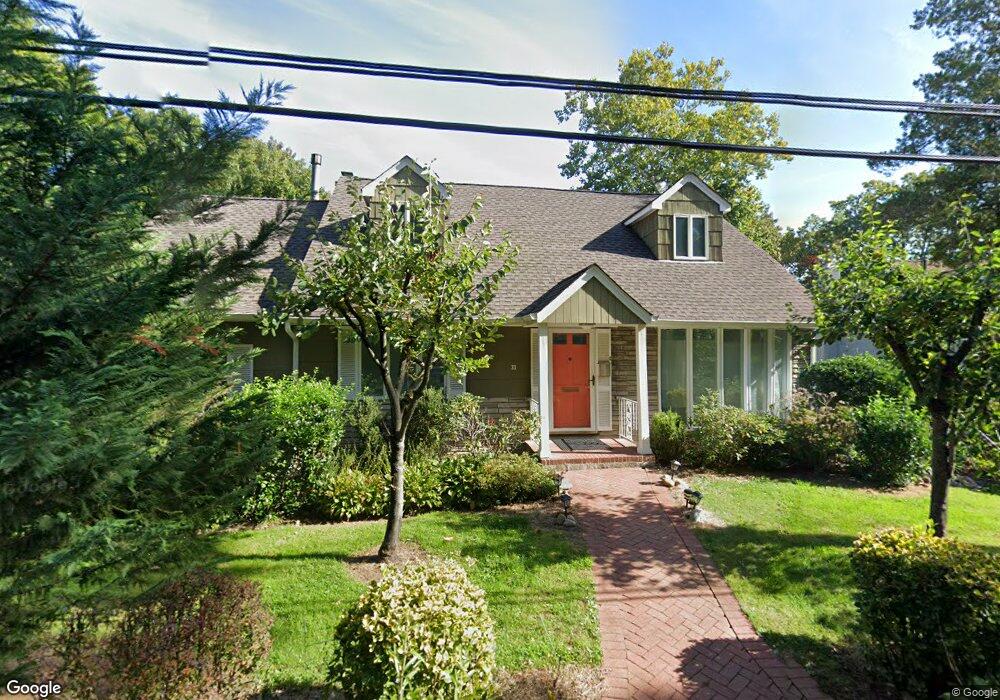 33 York Dr, Great Neck, NY 11021 - photo 1