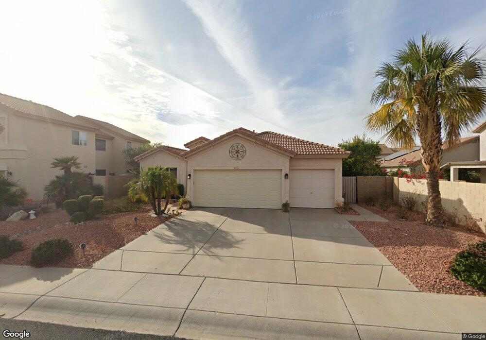 746 N Pebble St, Gilbert, AZ 85234 - photo 1