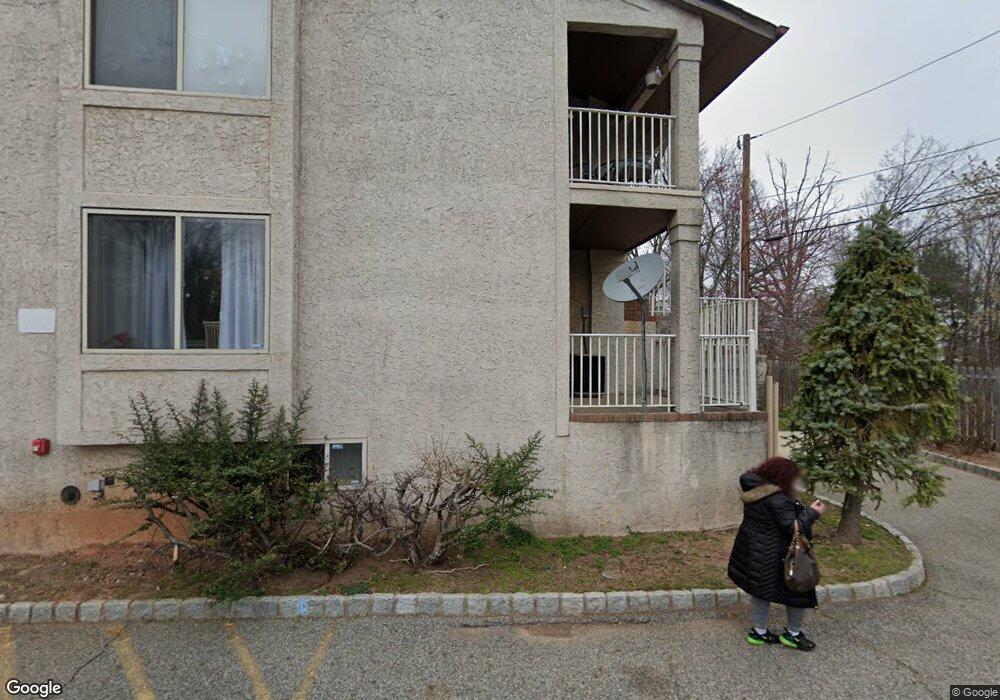 416 N Lafayette Rd, Metuchen, NJ 08840 - photo 1