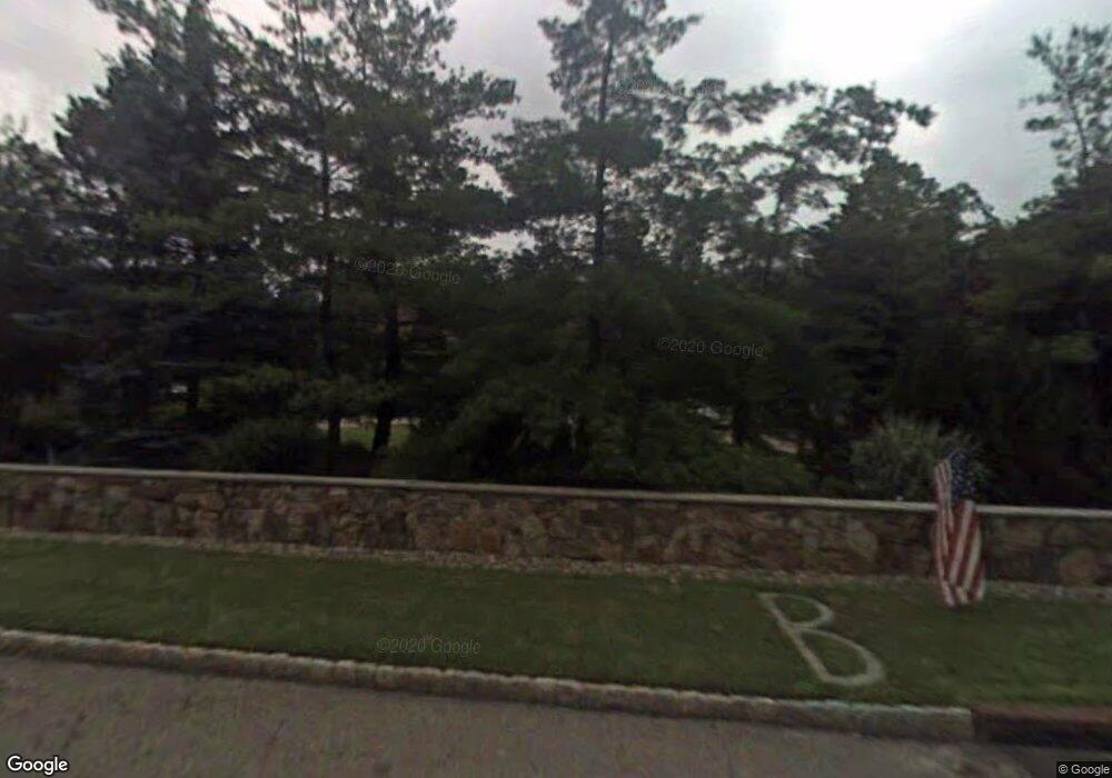 61 Shrewsbury Dr, Livingston, NJ 07039 - photo 1