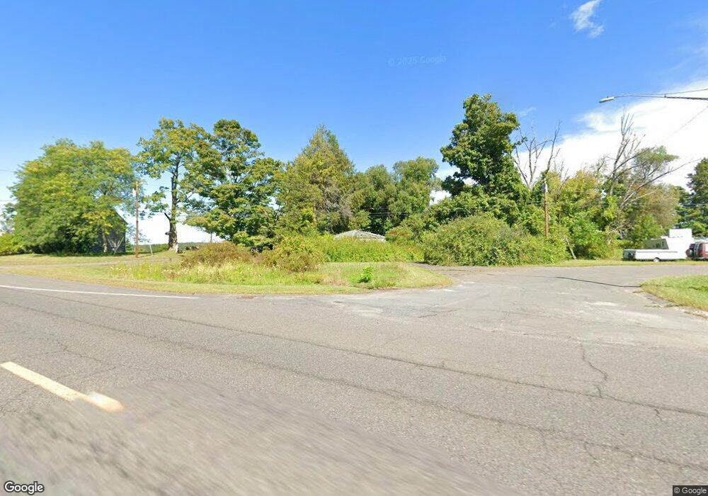 427 College Hwy, Southampton, MA 01073 - photo 1