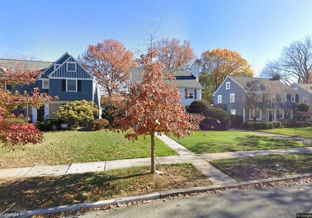 323 Forest Ave, Glen Ridge, NJ 07028 - photo 1