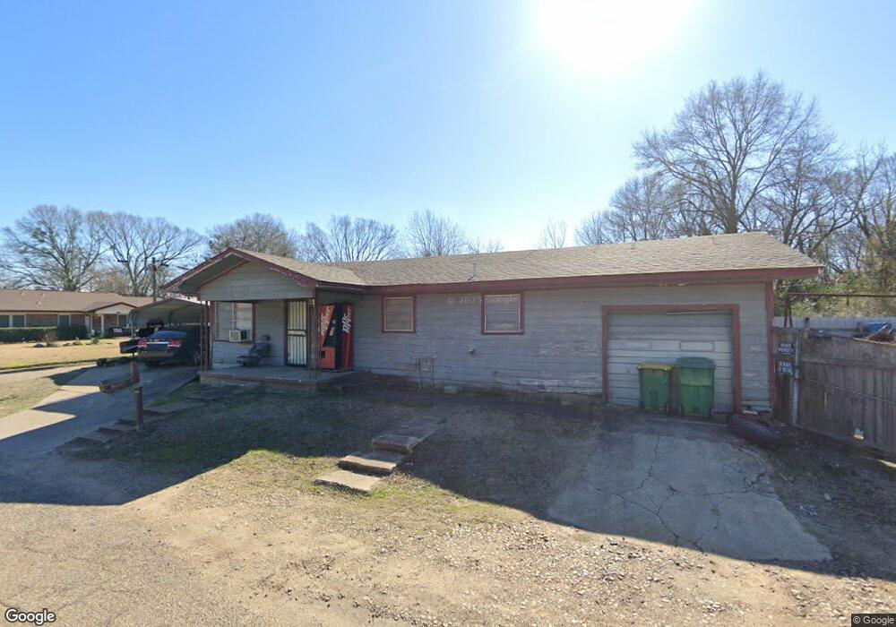 203 Defee St, Texarkana, TX 75501 - photo 1