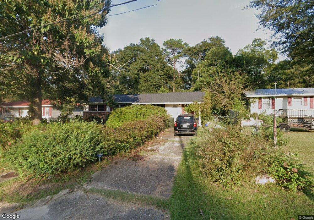 215 Massee Dr, Dothan, AL 36301 - photo 1