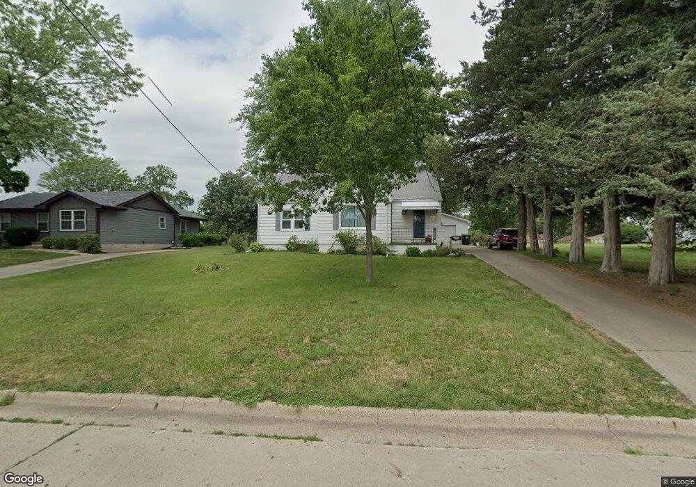 706 E Thornton Ave, Des Moines, IA 50315 - photo 1