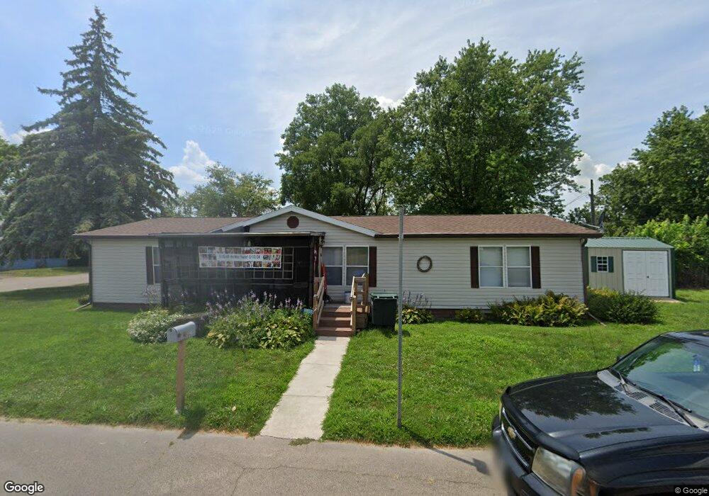 1333 S Wolfe St, Muncie, IN 47302 - photo 1