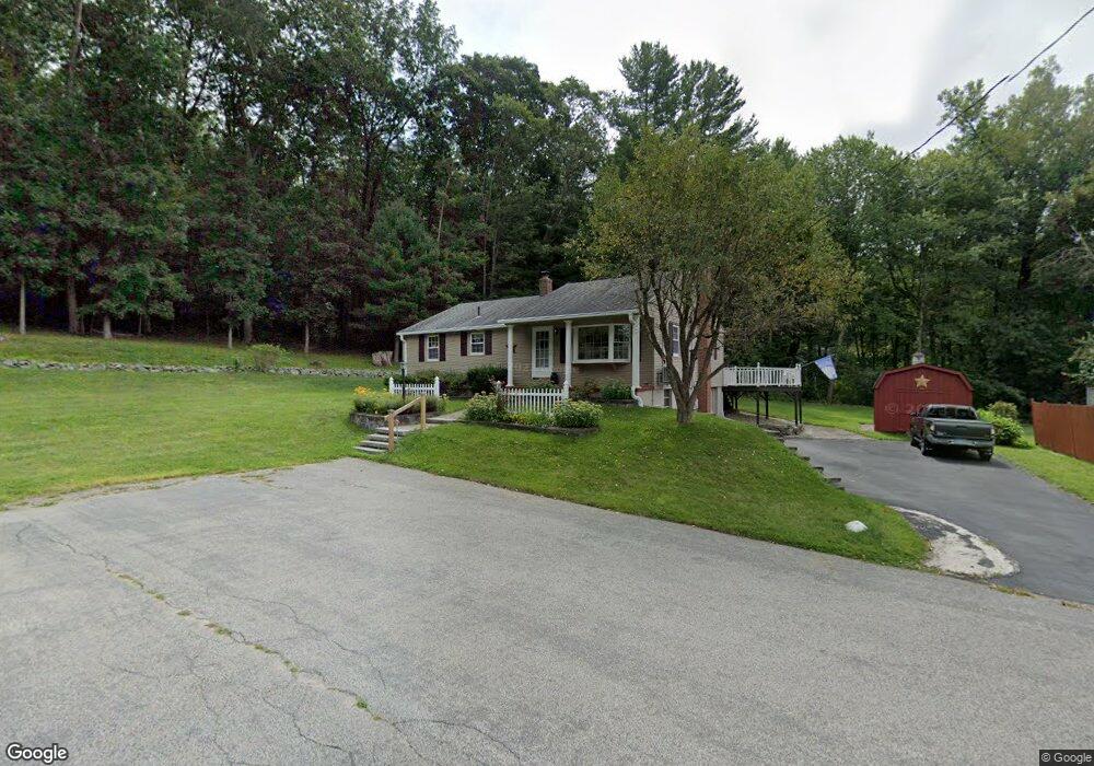 25 Linda Ln, North Grosvenordale, CT 06255 - photo 1