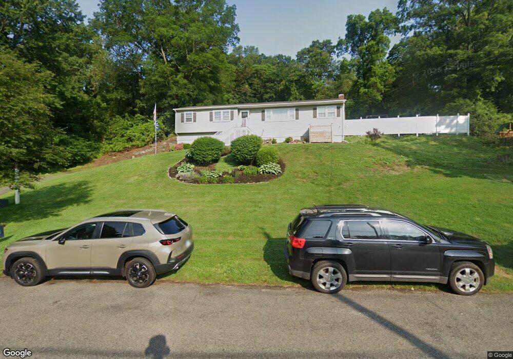 378 W River Rd, Orange, CT 06477 - photo 1