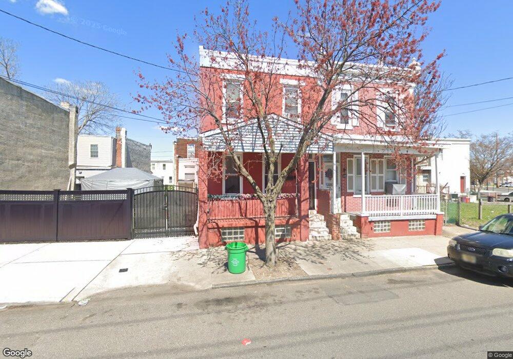 635 Pine St, Camden, NJ 08103 - photo 1