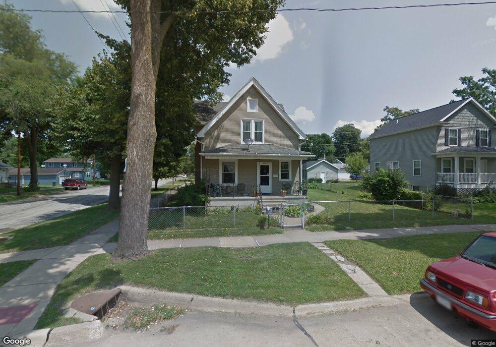 1000 8th St SE, Cedar Rapids, IA 52401 - photo 1