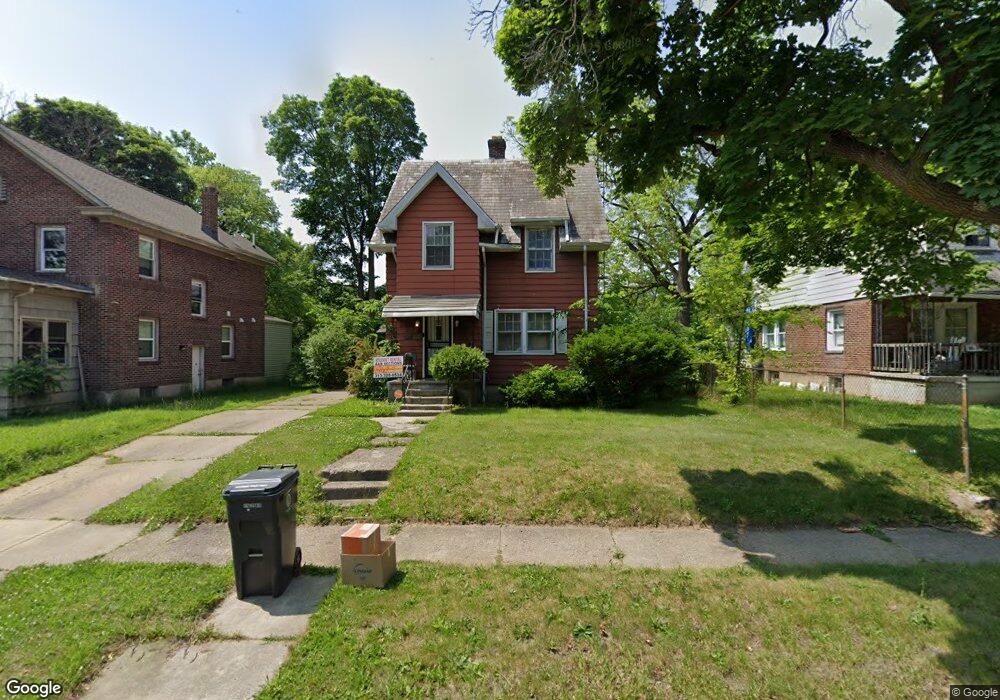 769 N Chevrolet Ave, Flint, MI 48504 - photo 1