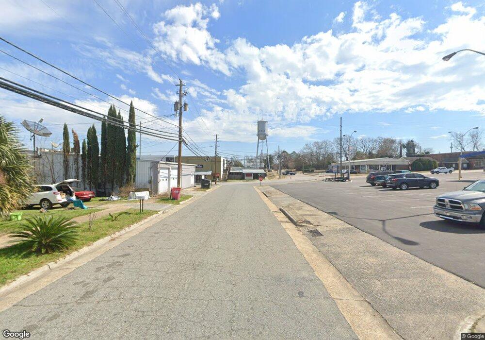 1 W Pine St, McRae-helena, GA 31055 - photo 1