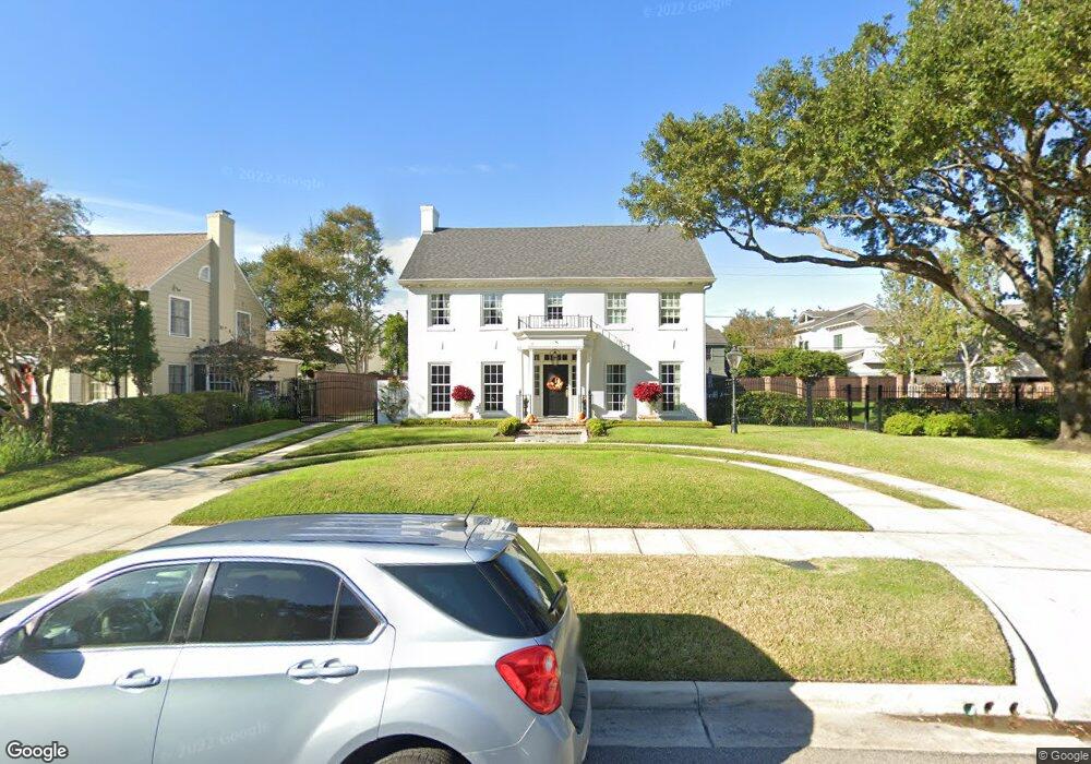 2438 Stanmore Dr, Houston, TX 77019 - photo 1