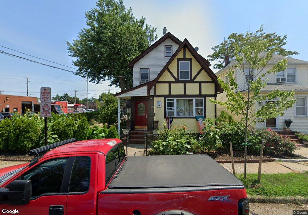 101 Liberty Ave, Mineola, NY 11501 - photo 1