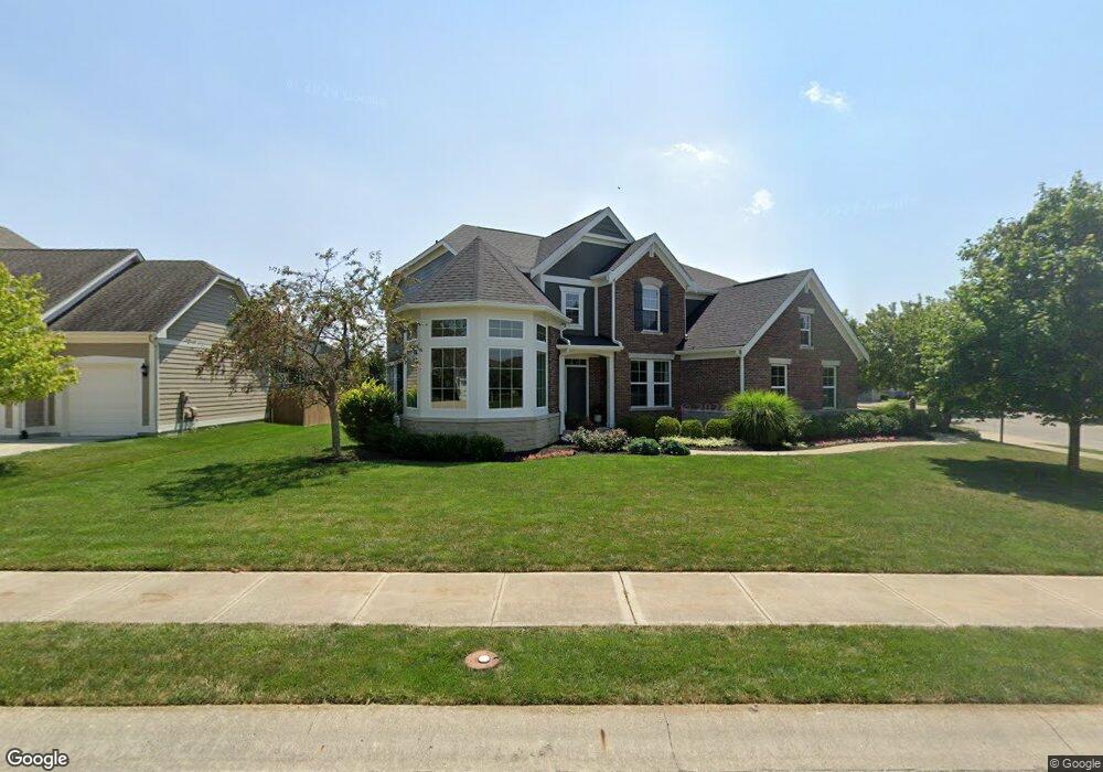 10785 Heatherfield Dr, Fishers, IN 46038 - photo 1