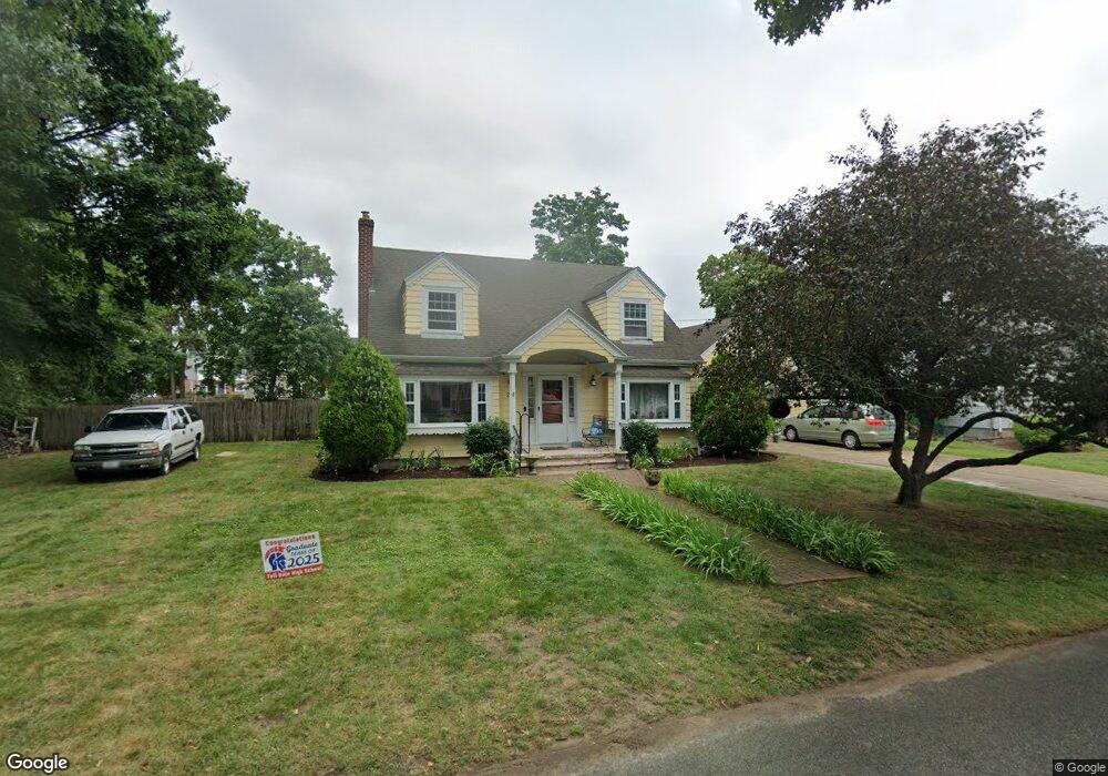 243 Hillard Ave, Warwick, RI 02886 - photo 1