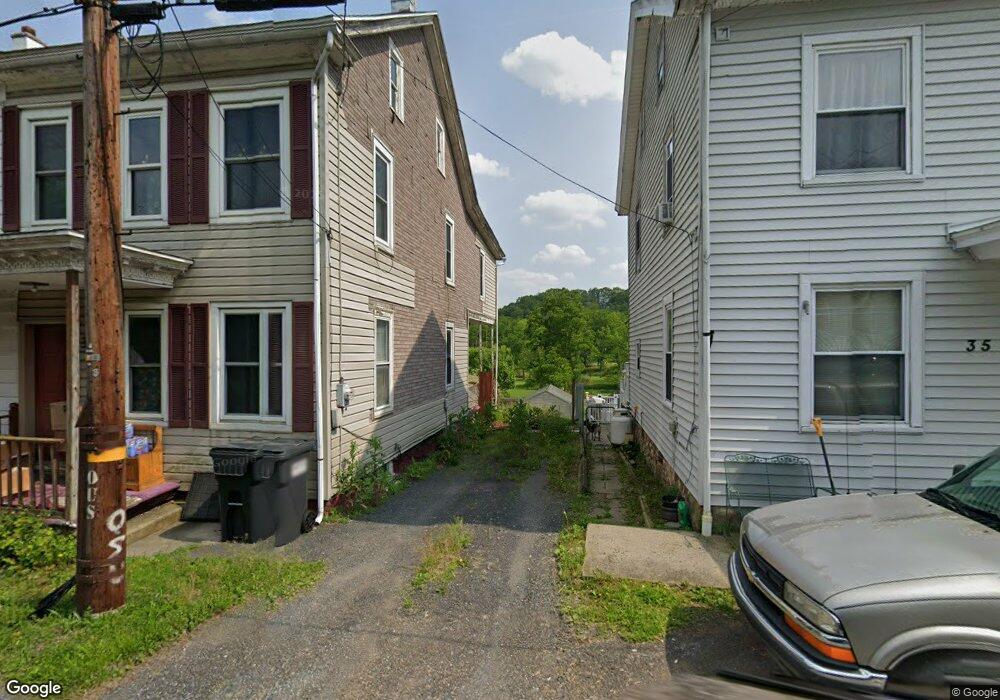 33 W Adamsdale Rd, Schuylkill Haven, PA 17972 - photo 1