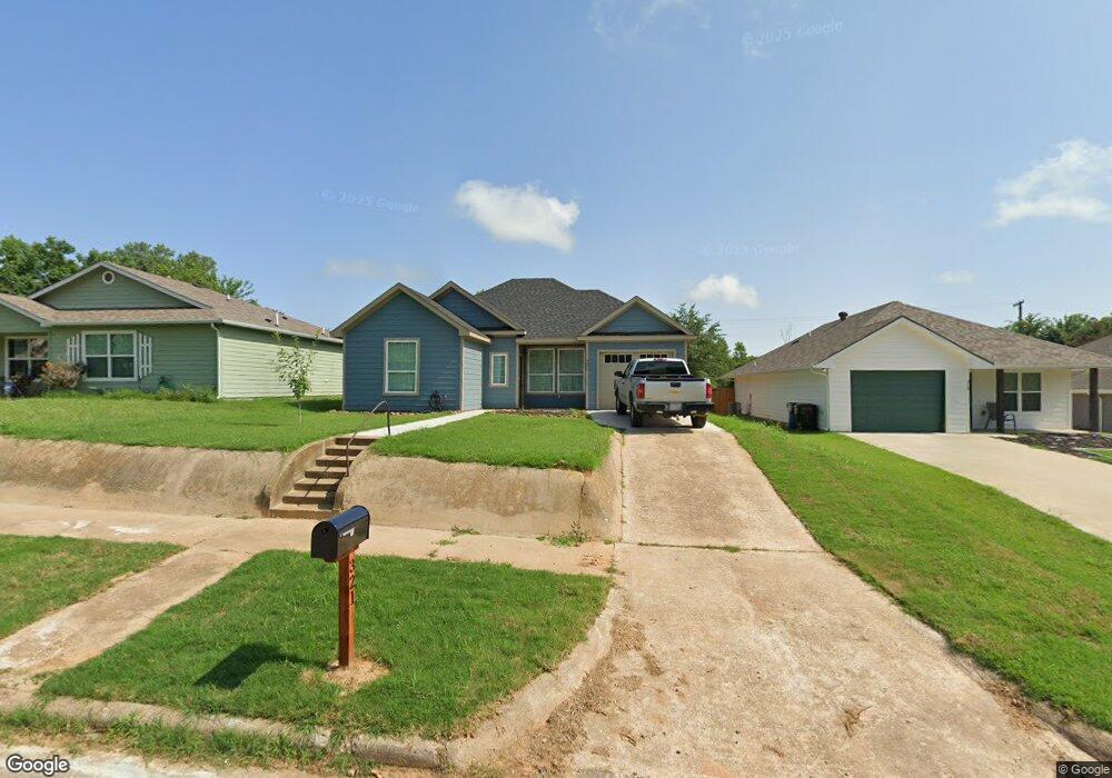 321 W Bond St, Denison, TX 75020 - photo 1